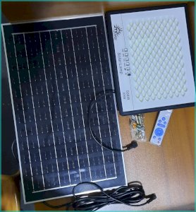 Solar Flood Lights with Remote,Light Waterproof 